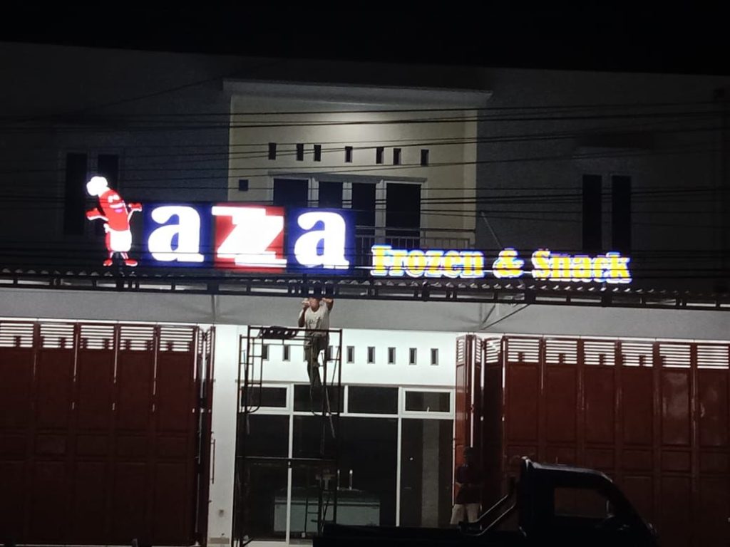huruf timbul akrilik